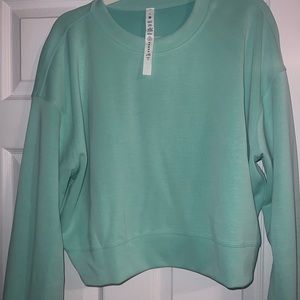 NWOT Lululemon Softreme Cropped Crew Neck - Wild Mint